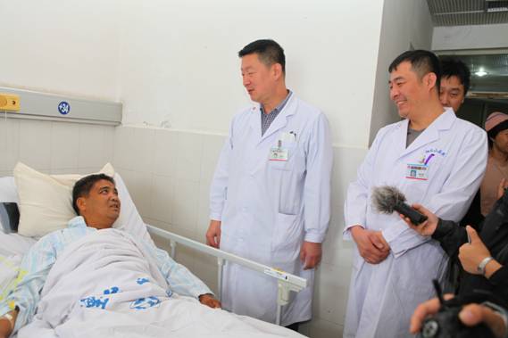 他从雪山来(二):滇博(藏语,意思是踏实 )