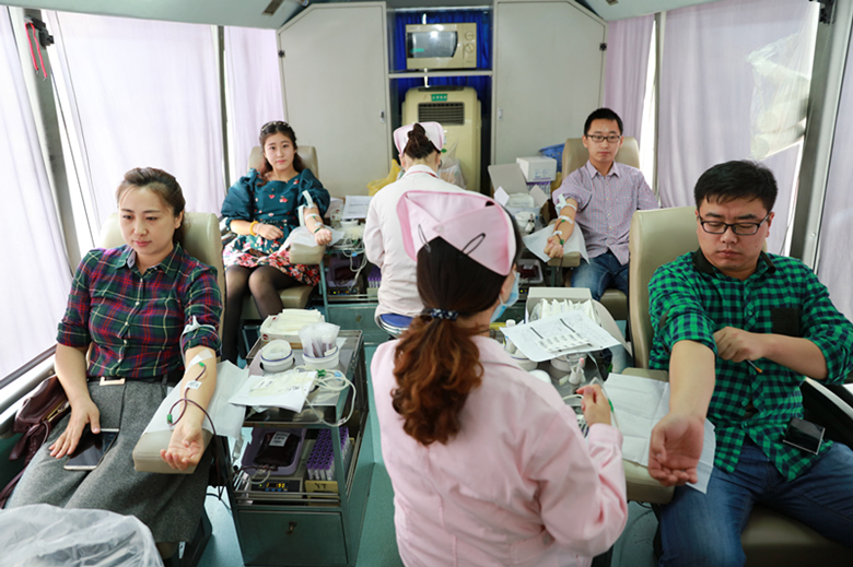 我院组织义务献血 真情汇聚爱心