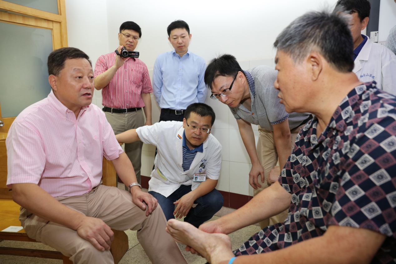 “名师面对面”全国巡讲(烟台站)活动在我院举办